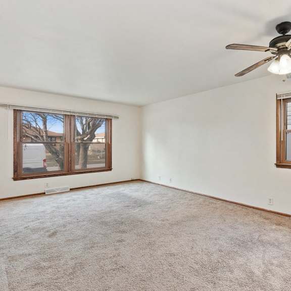 beckett townhomes living room