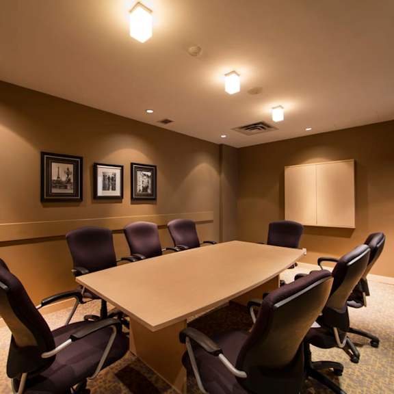 this is a photo of the office space available to rent