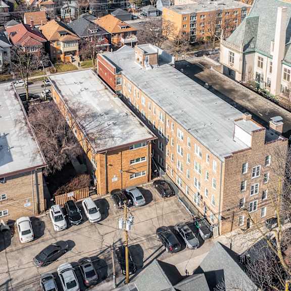 aerial view at evelyn apartments, illinois, 60304