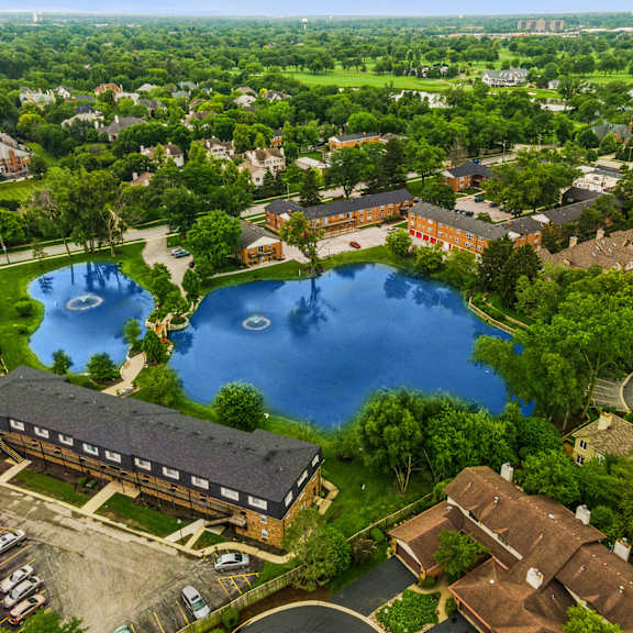 aerial view of amenities at the hinsdale, hinsdale, il, 60521