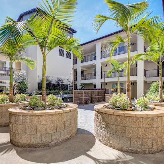 a view of the courtyard at the bradley braddock road station apartments