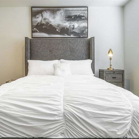 master bedroom at arrive los carneros, goleta, ca