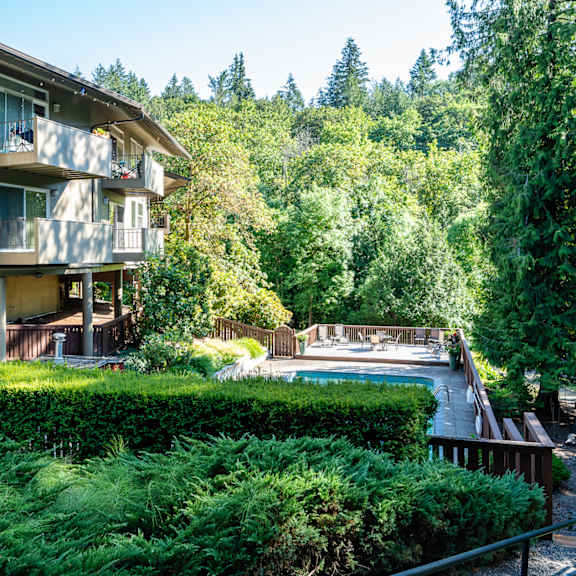 building with balconies and a sidewalk at timberlee, portland, 97221