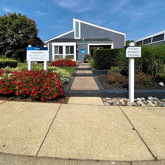 outside office at renew odenton, odenton, 21113