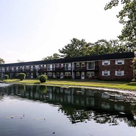 lake view at the hinsdale, hinsdale, 60521