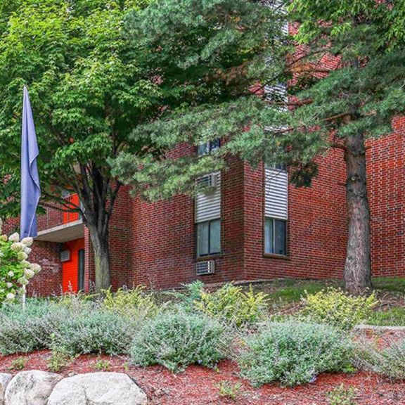 gardenat twelve 501 apartment homes, burnsville, 55337
