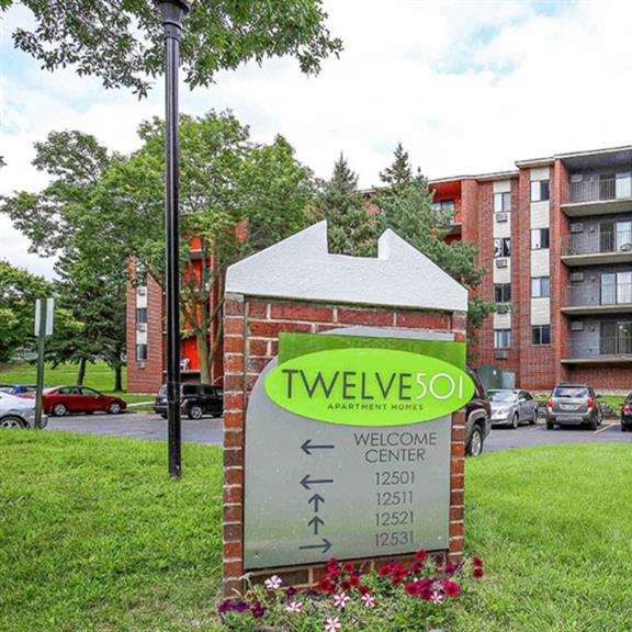 outdoor at twelve 501 apartment homes, minnesota