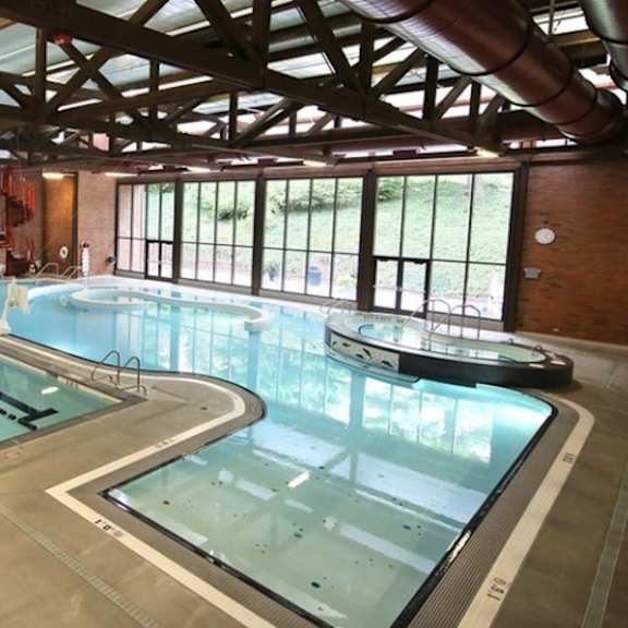 indoor pool at the bluffs at mountain park, lake oswego, 97035