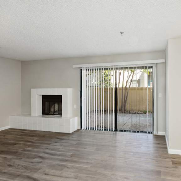 unfurnished living area at renew on summerfield, vacaville, ca