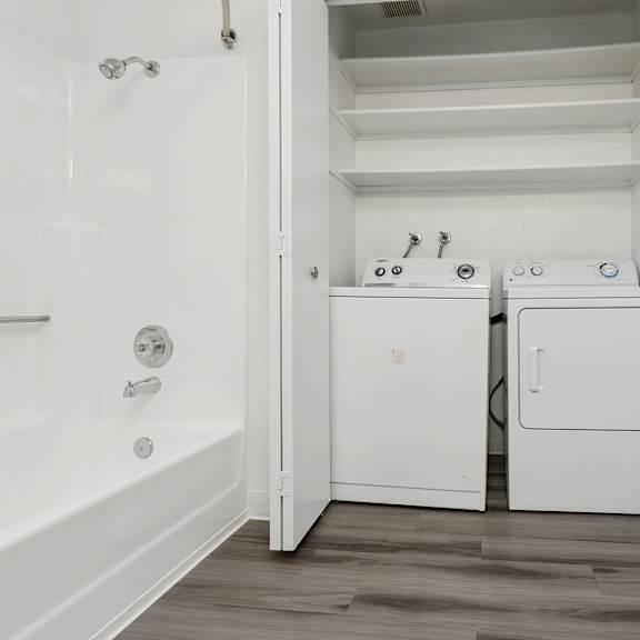 washer and dryer at renew on summerfield, vacaville