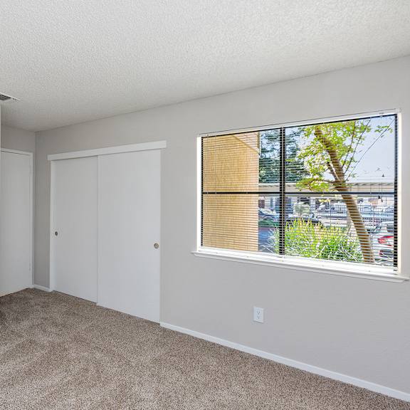 trendy master carpeted at renew on summerfield, vacaville