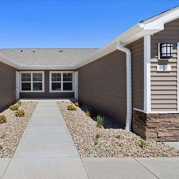 charlotte north carolina apartment rentals redwood living redwood charlotte harris houston road private entrance