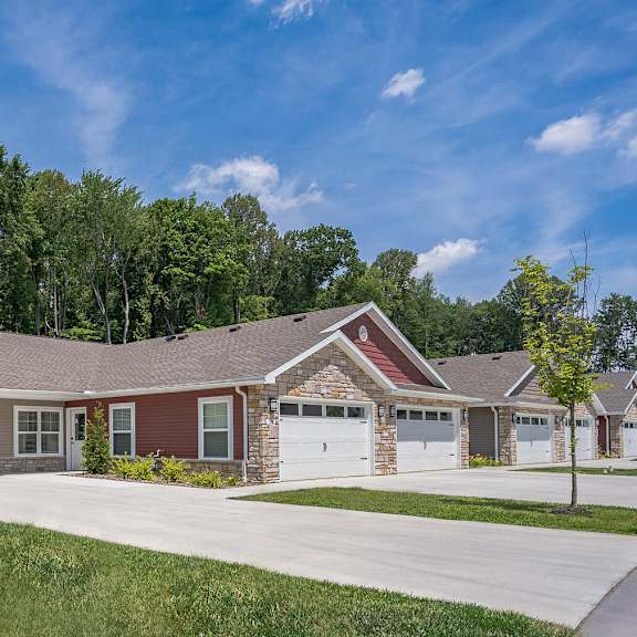 copley ohio  apartment rentals redwood copley neighborhood living