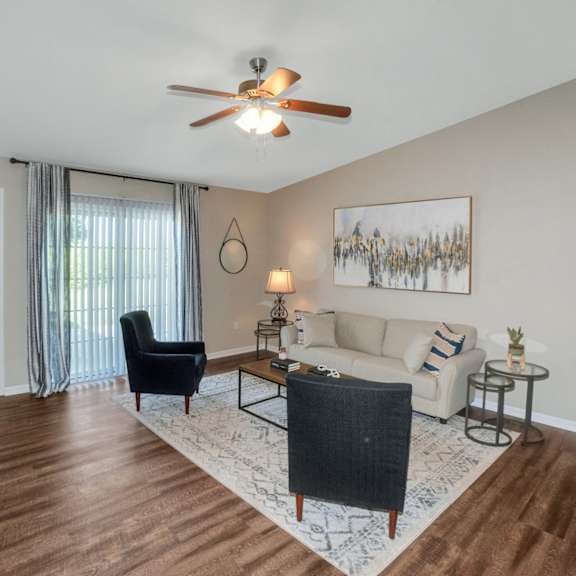 findlay ohio apartment rentals redwood living redwood findlay living room