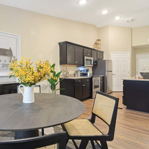 mansfield oh apartment rentals redwood mansfield gallery den