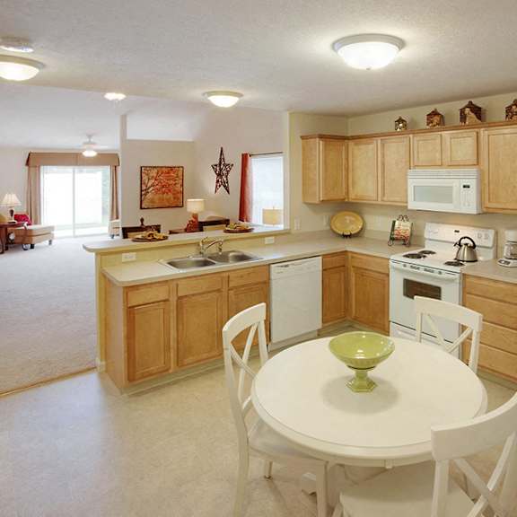 maumee oh apartment rentals redwood maumee kitchen