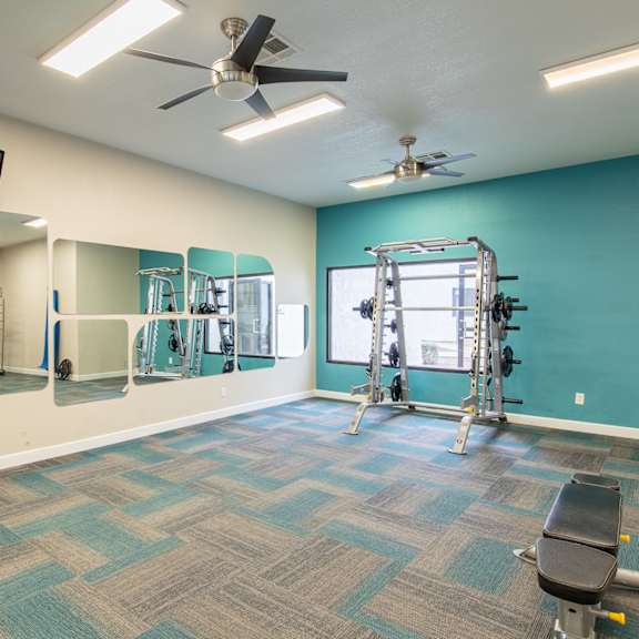 the gym at the preserve at polk apartments