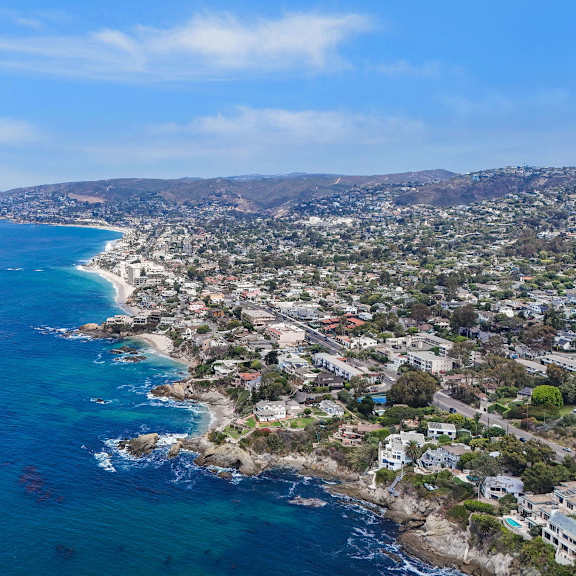 aerial oceana view at ocean edge @ laguna beach, laguna beach