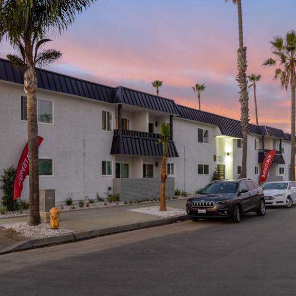 building exterior view at ocean breeze terrace apartment, california, 92648