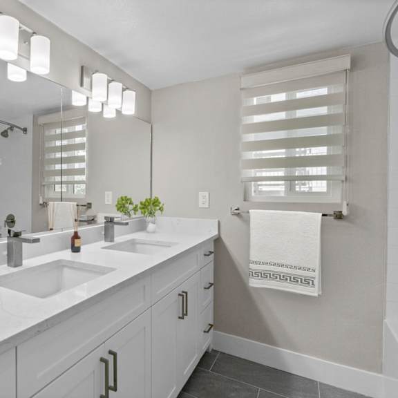 vanity lights at ocean edge @ laguna beach, laguna beach, 92651