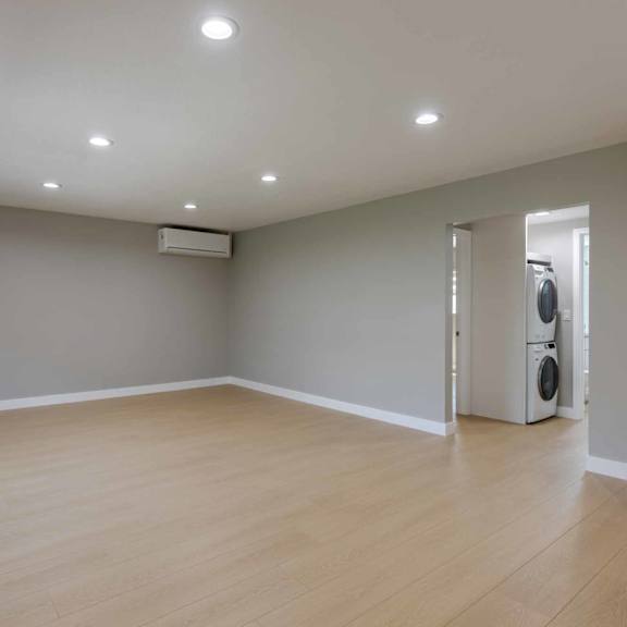 vacant room at eastside haven at 17th apartments, costa mesa, california