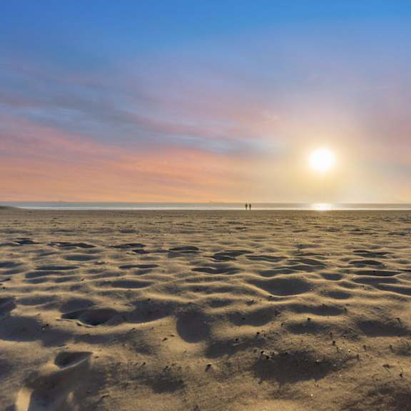 beach sunset view at ocean breeze terrace apartment, huntington beach, 92648