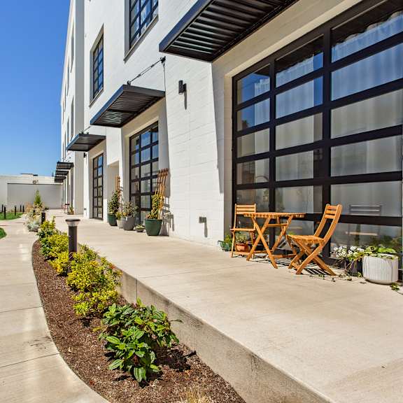 courtyard 3