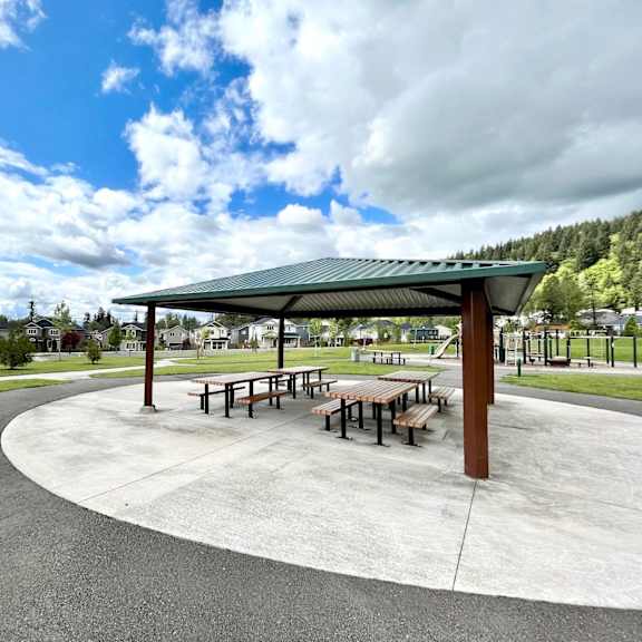 park with shaded sitting at thrive at green mountain, camas, wa, washington