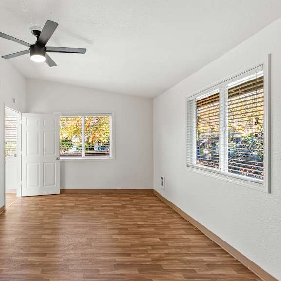 blank living space at garden villa apartments, portland, 97266