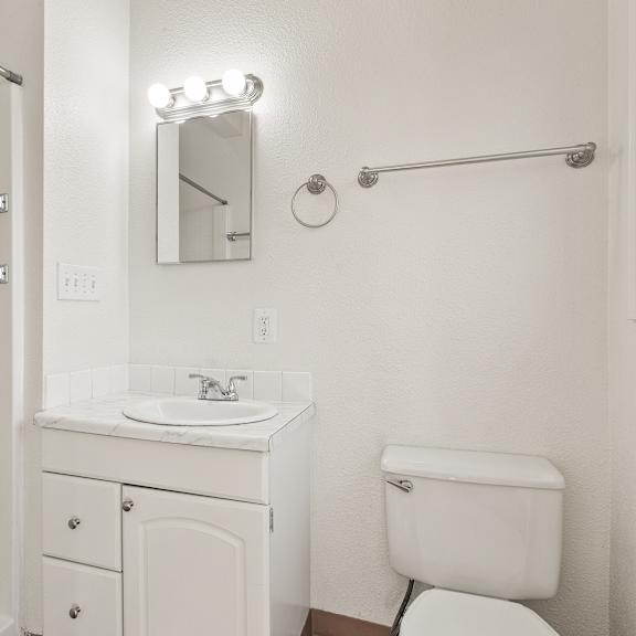 modern bathroom at garden villa apartments, portland