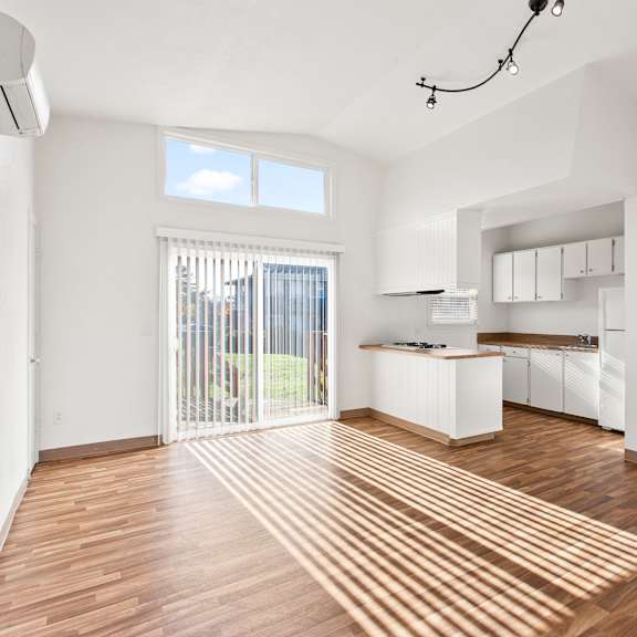 neutral interior space at garden villa apartments, portland, or, 97266