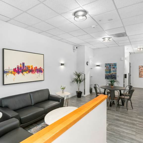 lobby area at fifth avenue place apartments, portland oregon