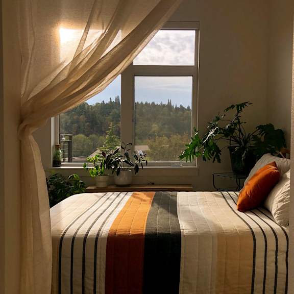 gorgeous bedroom at holm at sellwood, portland oregon