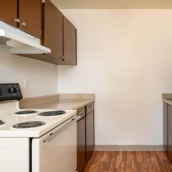 fully equipped kitchen at garden villa apartments, portland, or, 97266