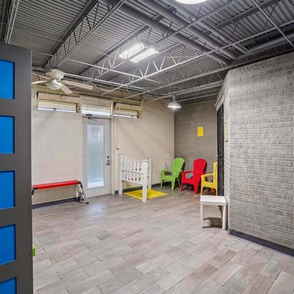 entrance to dog wash station at kearney apartment homes