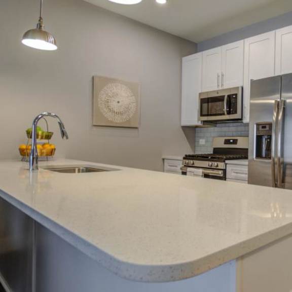 island kitchen at barrington 101, barrington, il, 60010