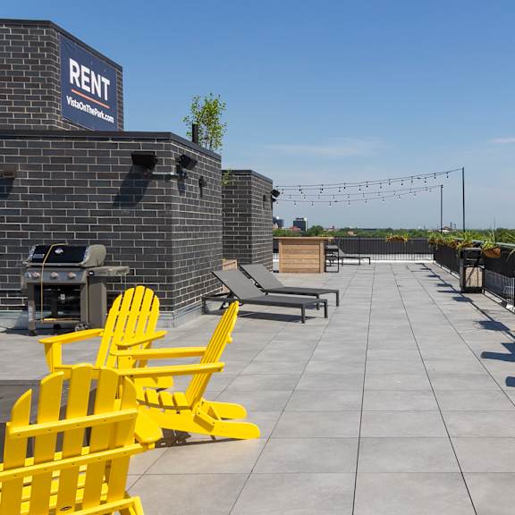 the rooftop patio at the reit apartments at talman 1554, illinois, 60622