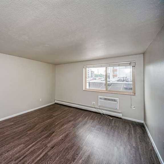 large living room area at 1190 s bellaire st in denver, co