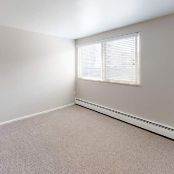 large windows at 1190 s bellaire st in denver, co