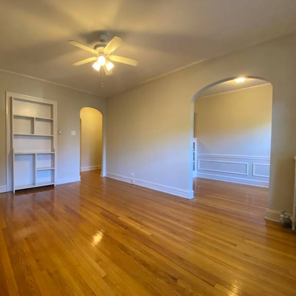 large living room - charlie chaplin one bedroom