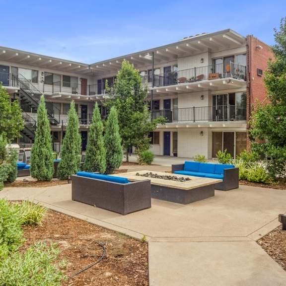 fire pit area at 1190 s bellaire st in denver, co