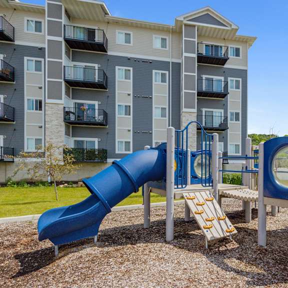 exterior at eastgate apartments, rochester, 55904