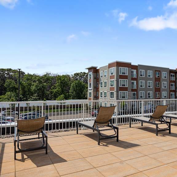 the terrace at the preserve apartments