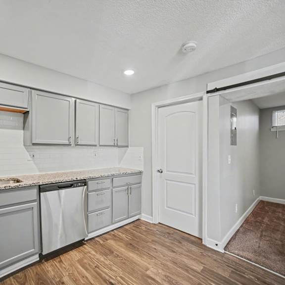 classic kitchen at cimarron apartments, independence, mo