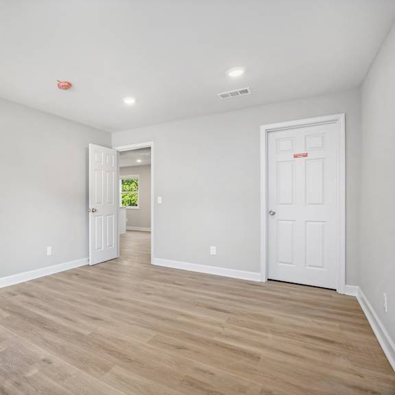 unfurnished bedroom at palisades apartments, kansas city