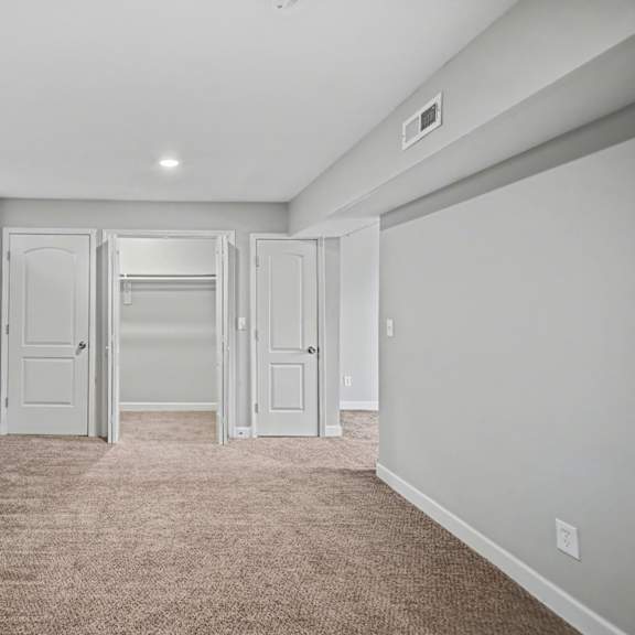 open room at cimarron apartments, independence