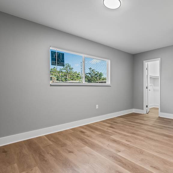expansive window at serenity place central, tallahassee