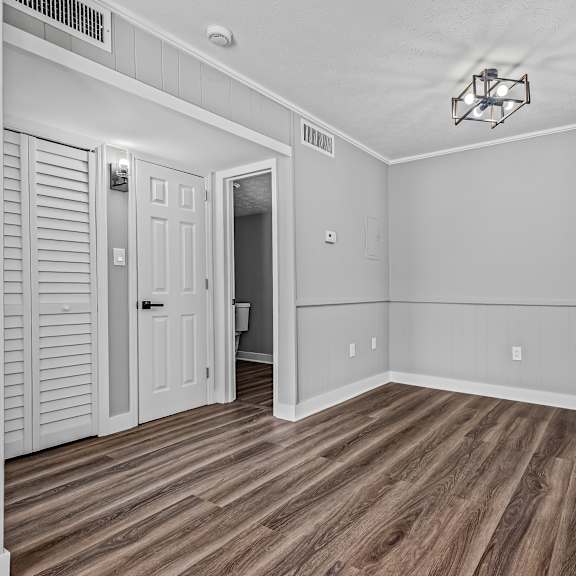 large unfurnished bedroom at serenity place central, tallahassee, 32304