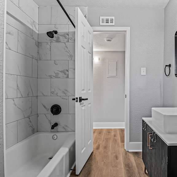 spa inspired bathroom at serenity place central, tallahassee