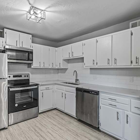 fully equipped kitchen at the sanctuary, tallahassee, fl
